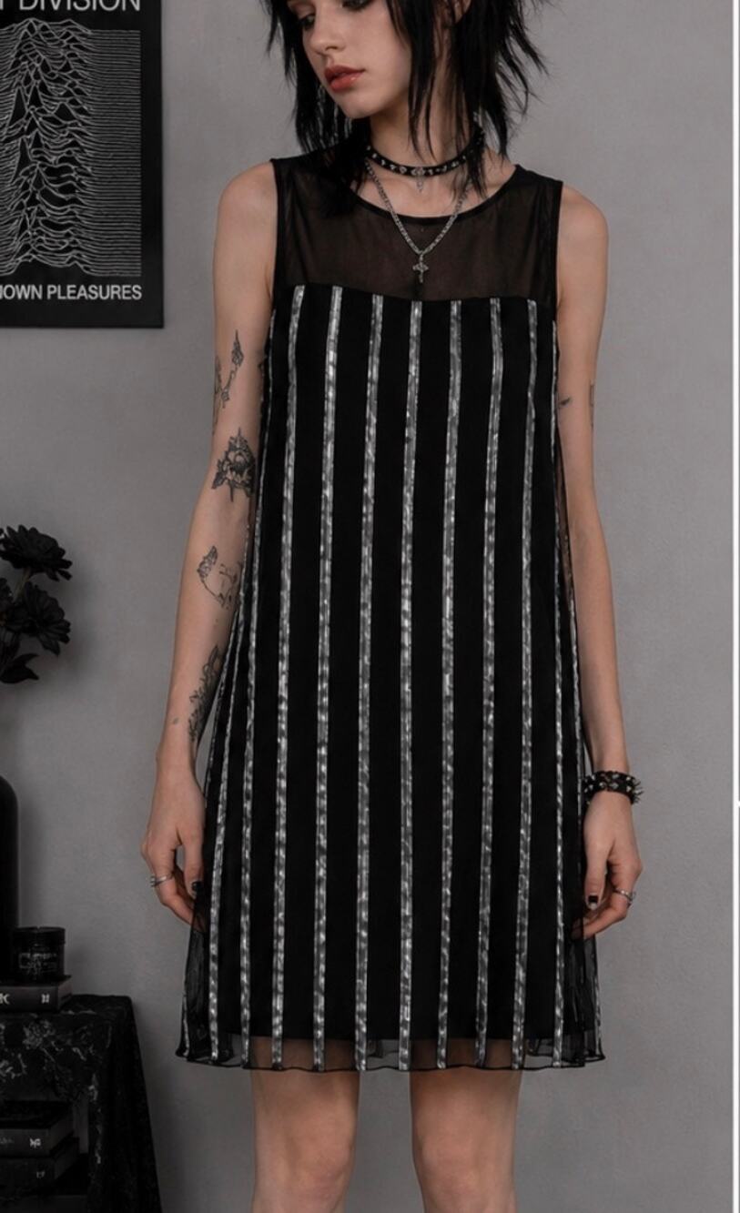 Sandra Darren Pleated Shift dress sheer mesh party cocktail dress goth Classic 6